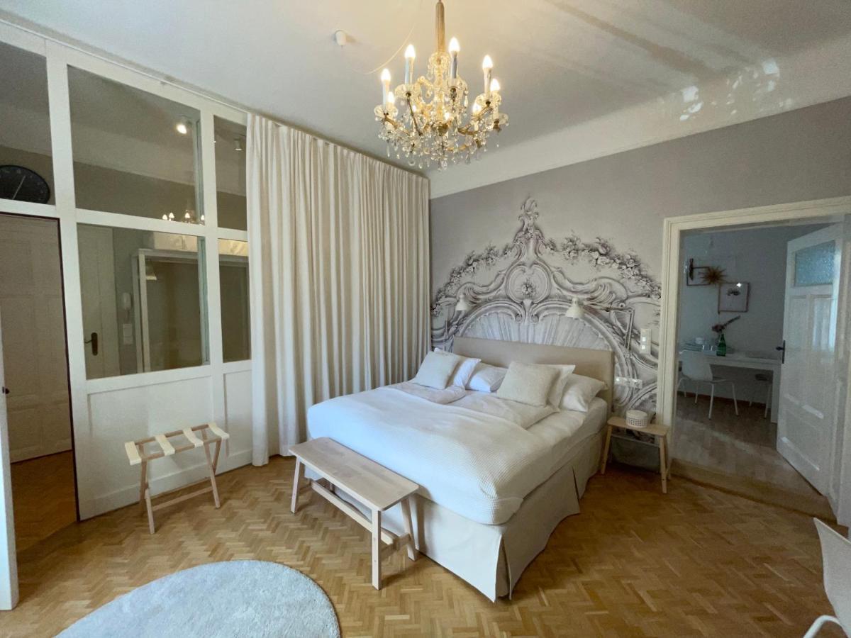 White Flat By Grazrentals With Cool Location & Free Parking Exterior foto