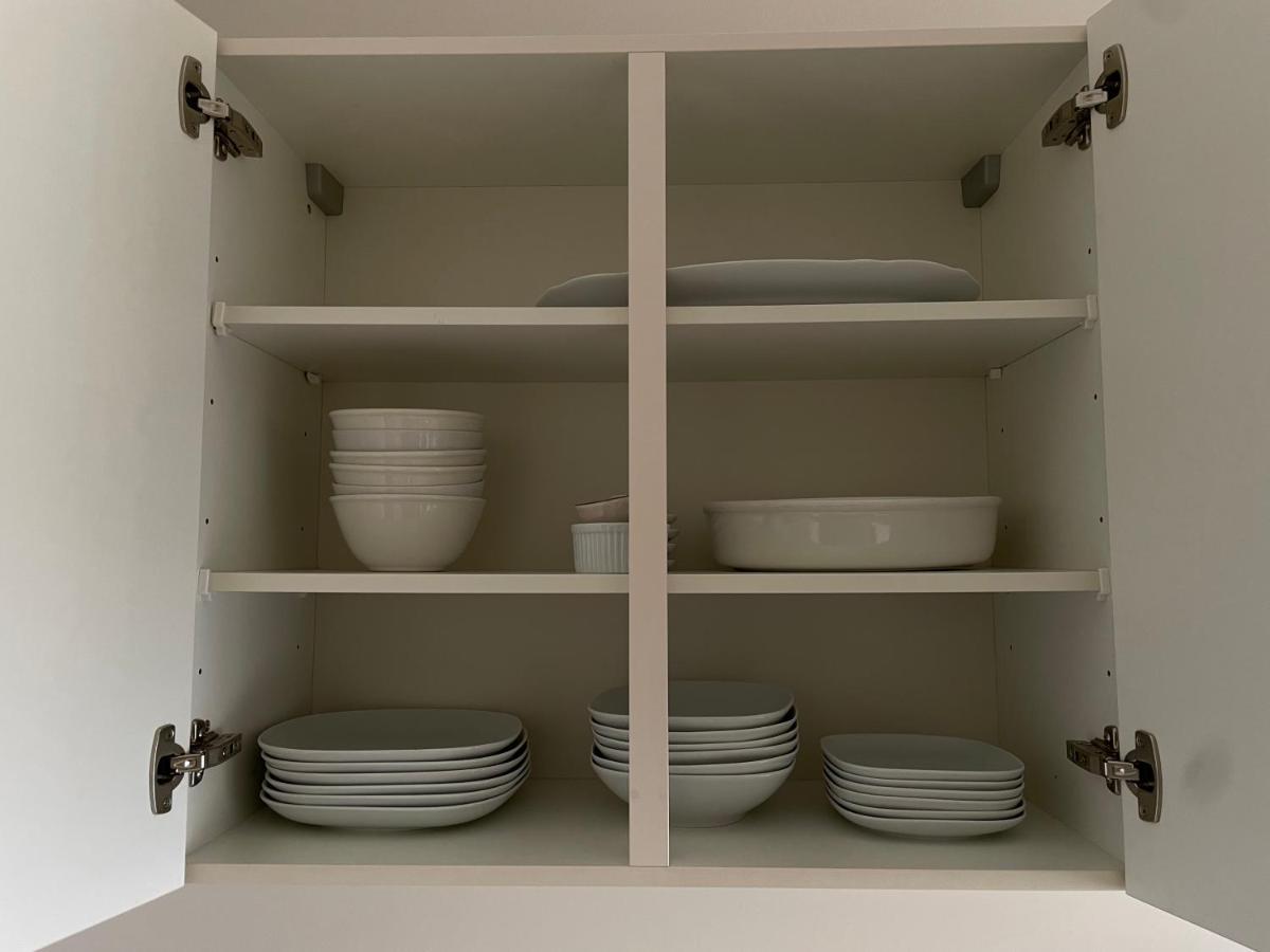 White Flat By Grazrentals With Cool Location & Free Parking Exterior foto